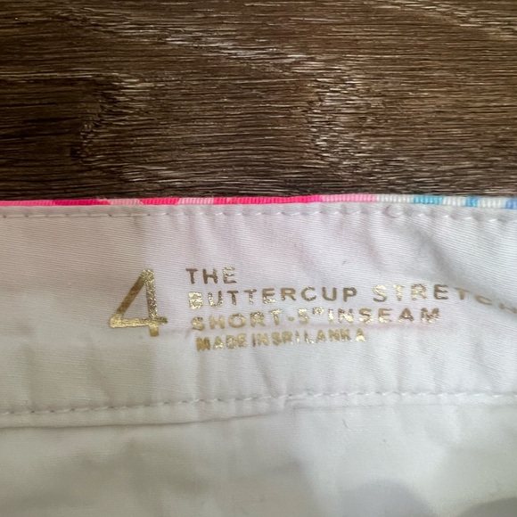 Lilly Pulitzer 5" Buttercup Shorts "Beach Please" - Picture 5 of 12